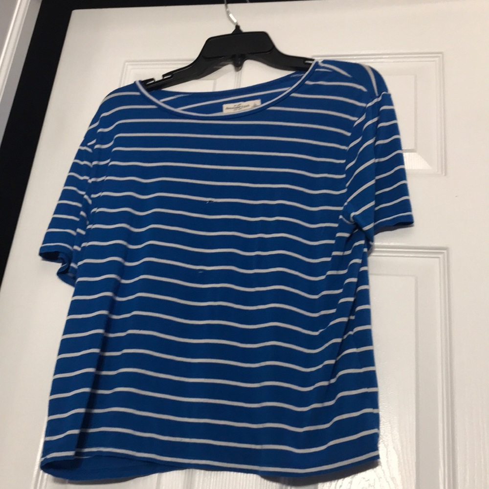 Short sleeve tee